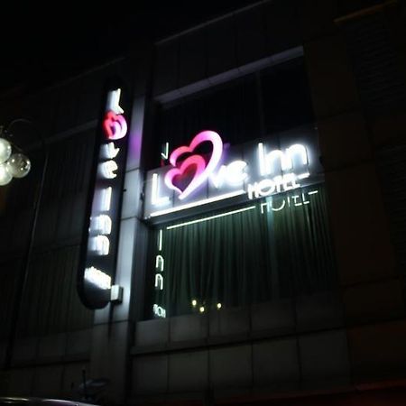 Love Inn Boutique Hotel Kuala Lumpur Ngoại thất bức ảnh
