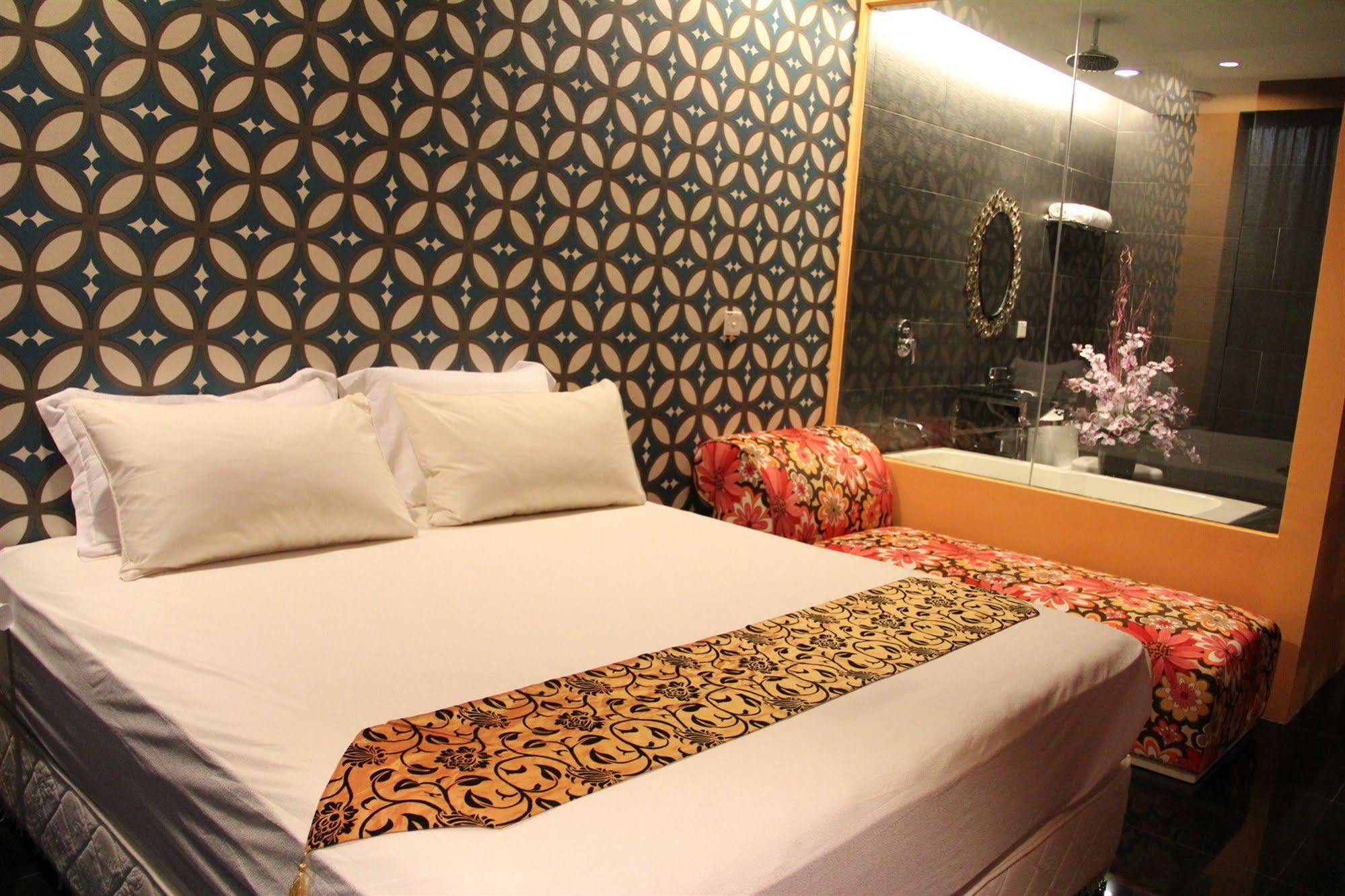 Love Inn Boutique Hotel Kuala Lumpur Ngoại thất bức ảnh