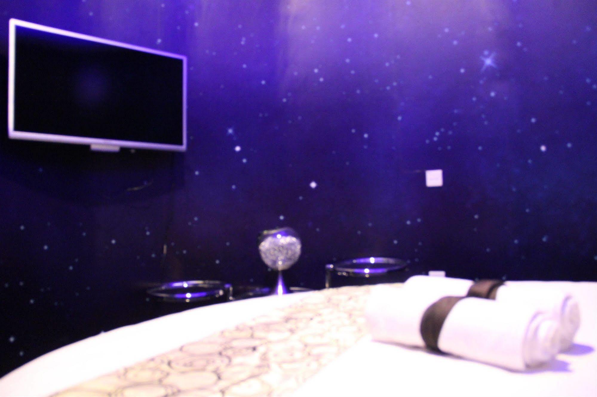 Love Inn Boutique Hotel Kuala Lumpur Ngoại thất bức ảnh